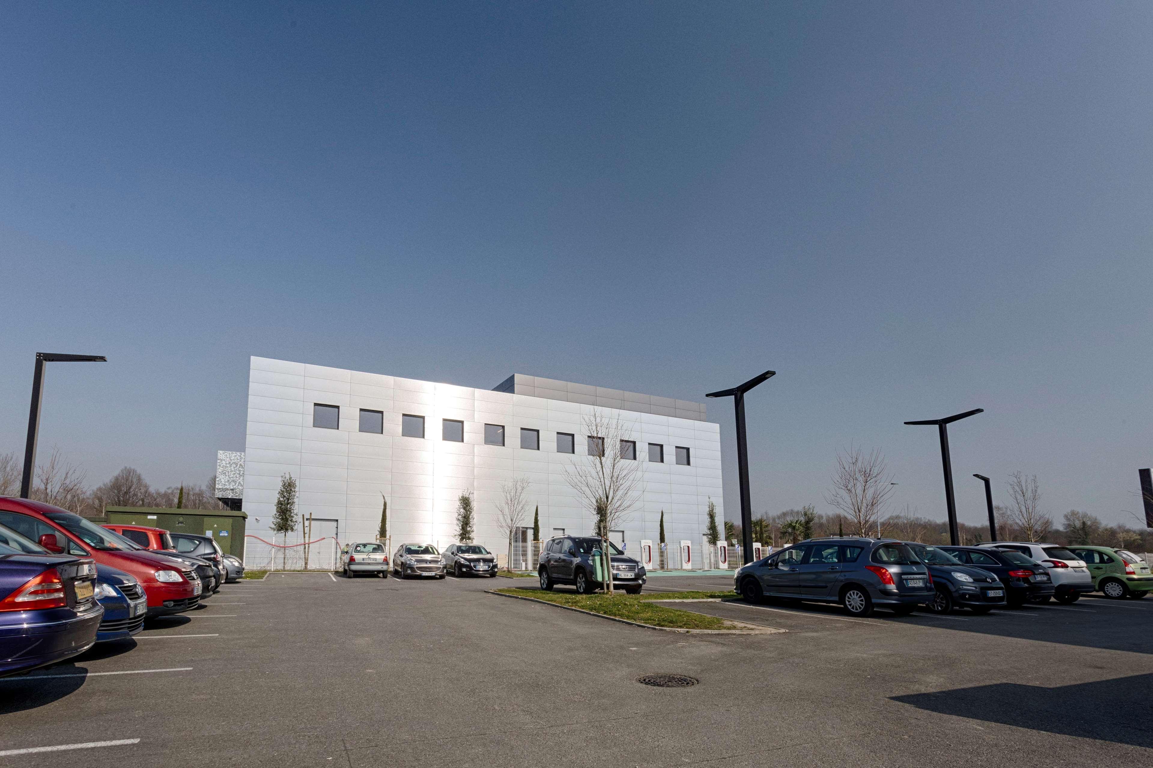 Kyriad Prestige Pau - Palais Des Sports Exterior foto