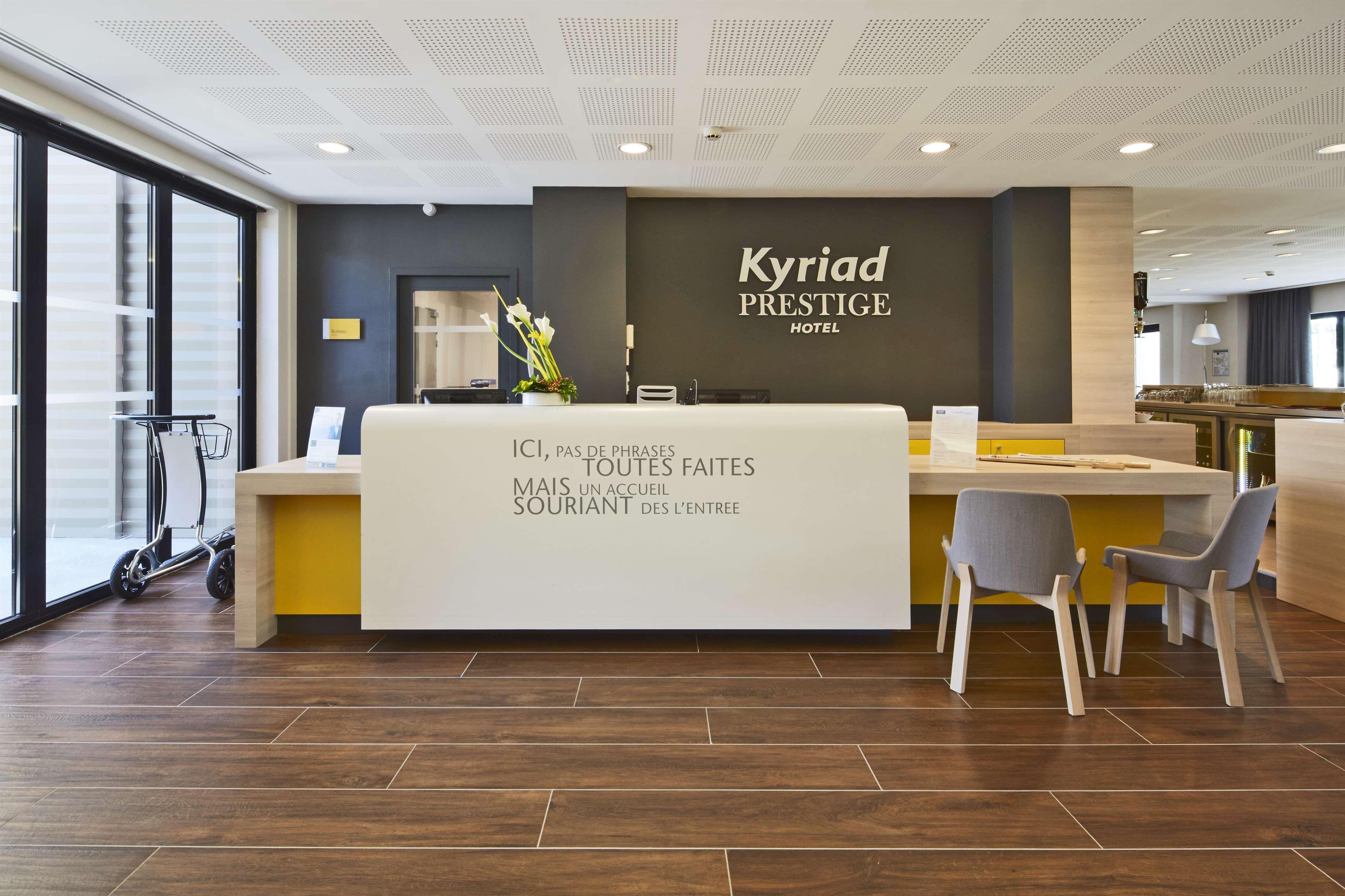 Kyriad Prestige Pau - Palais Des Sports Exterior foto
