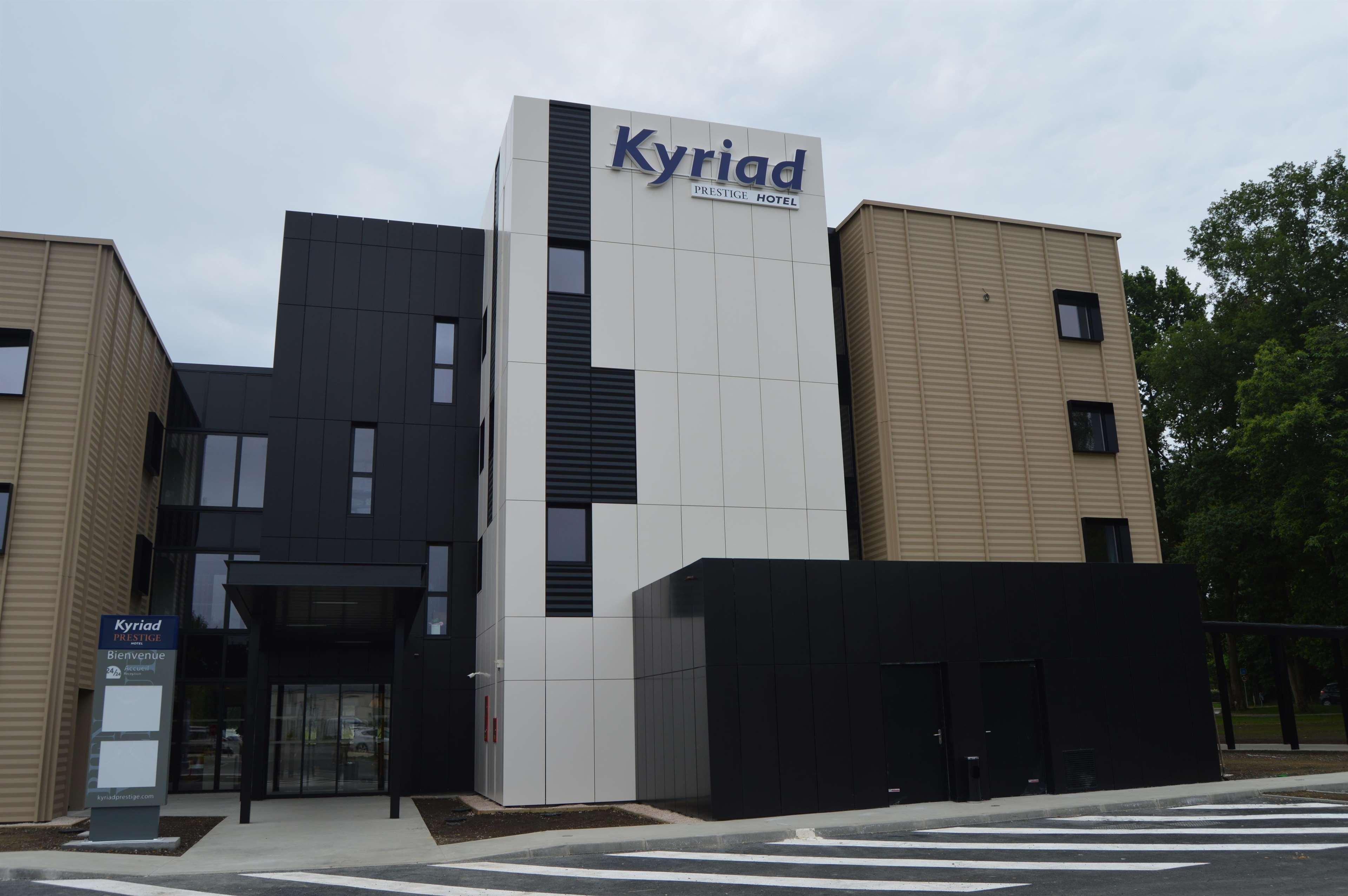 Kyriad Prestige Pau - Palais Des Sports Exterior foto