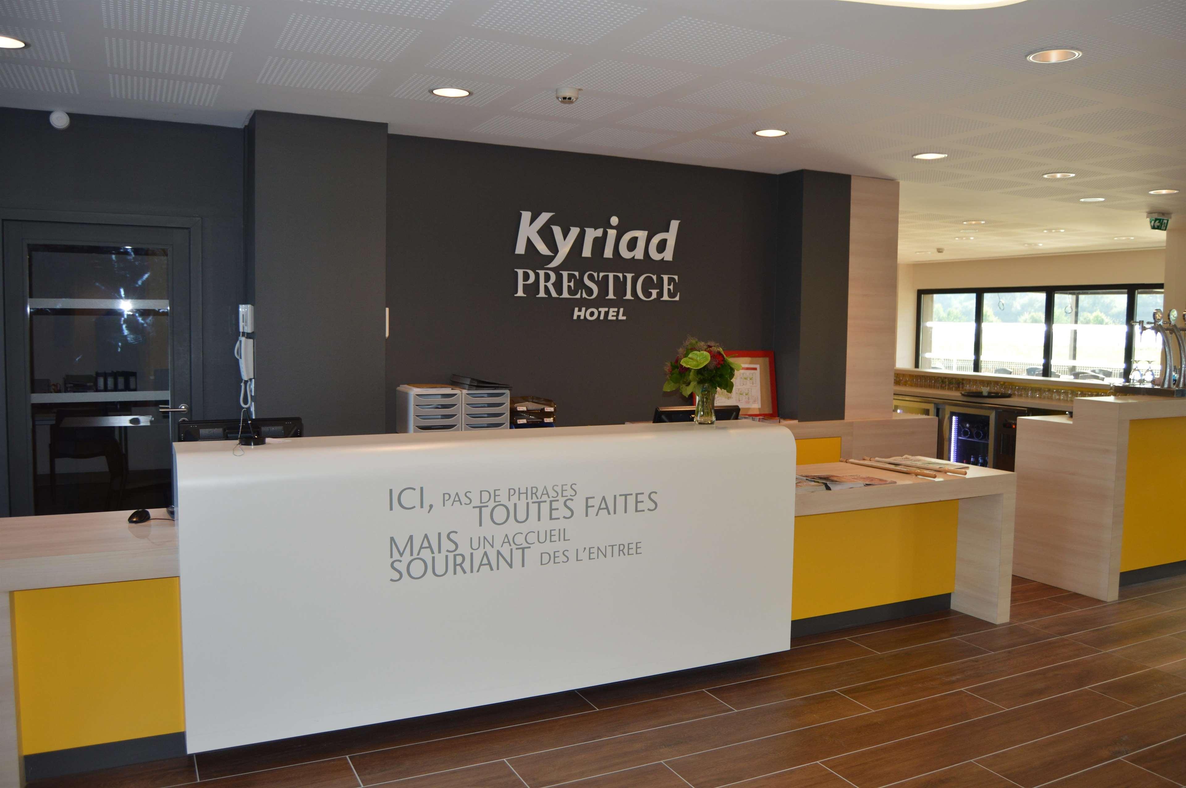 Kyriad Prestige Pau - Palais Des Sports Exterior foto